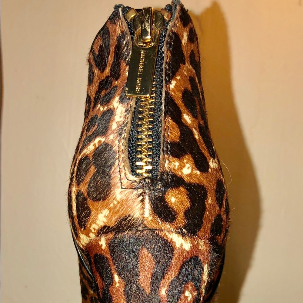 Michael Kors Leopard Print Booties. Size 9 - image 4